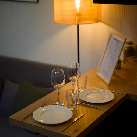 Le Boheme, Maisonnette En Duplex Avec Cour Privee, Intendance Luxury Host Lejlighed