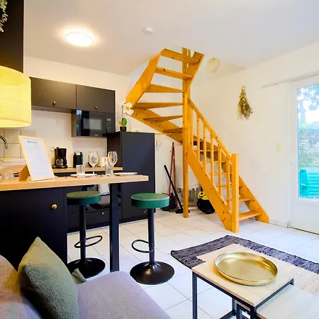Appartement Le Bohème, Maisonnette En Duplex Avec Cour Privée, Intendance Luxury Host *