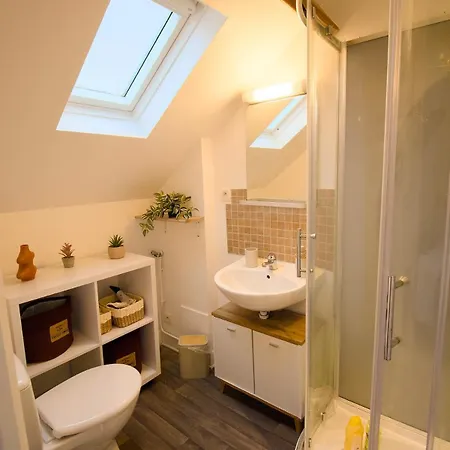 Le Boheme, Maisonnette En Duplex Avec Cour Privee, Intendance Luxury Host